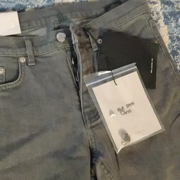 Blk Dnm gray wash jeans 25 nwt - Picture 3 of 4